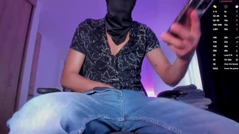 Snapshot of jeyden_camilo chatting on November 19, 9:37 pm Jeyden Camilo online show from November 19, 9:37 pm