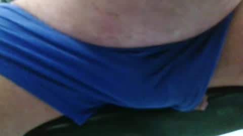 Snapshot of jez619 chatting on October 22, 11:04 pm jez619 online show from October 22, 11:04 pm