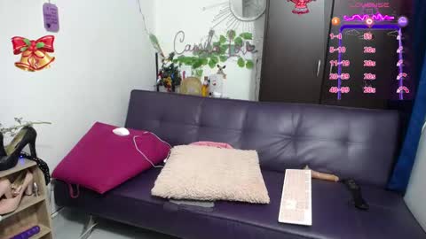 Camila online show from December 2, 1:24 pm