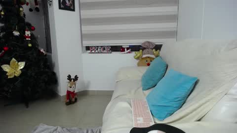 Camila online show from November 26, 10:38 am