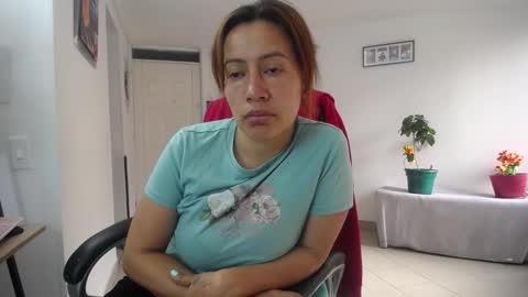 Camila online show from January 6, 4:43 pm