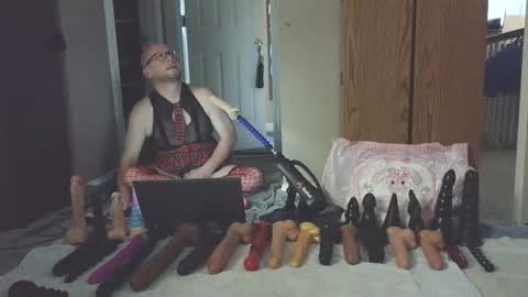 Snapshot of jghosty69 chatting on October 21, 5:35 pm Nasty Cumslut online show from October 21, 5:35 pm