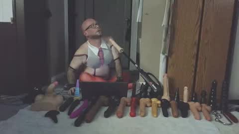 Snapshot of jghosty69 chatting on November 27, 11:07 pm Nasty Cumslut online show from November 27, 11:07 pm