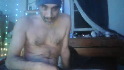 Snapshot of jglarsbel chatting on June 23, 10:57 am jglarsbel online show from June 23, 10:57 am