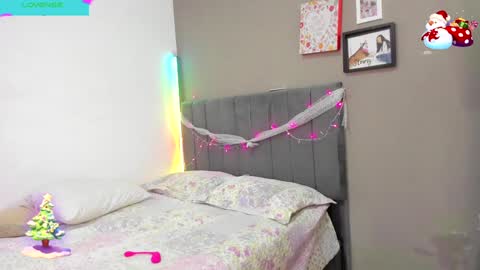 Snapshot of jhacky_sweet chatting on December 27, 11:10 pm jhackelin My independent account online show from December 27, 11:10 pm