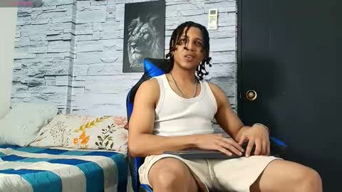 jhay_wheeler777 online show from January 8, 5:21 am