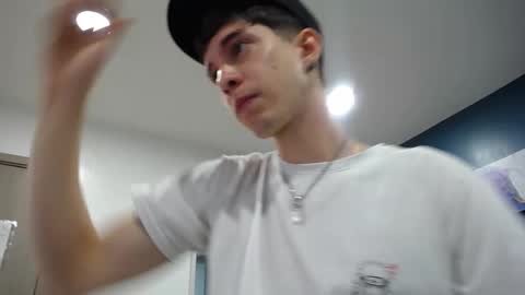 Jheampiero online show from October 14, 1:56 pm