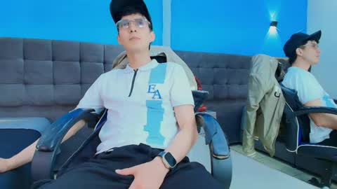 Snapshot of jheampiero chatting on May 14, 3:19 pm Jheampiero online show from May 14, 3:19 pm