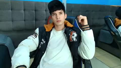Snapshot of jheampiero chatting on May 25, 4:02 pm Jheampiero online show from May 25, 4:02 pm