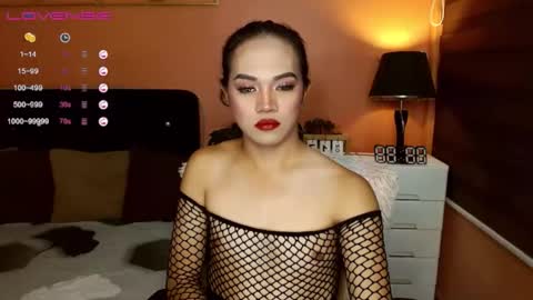 JHENA online show from November 20, 7:19 am