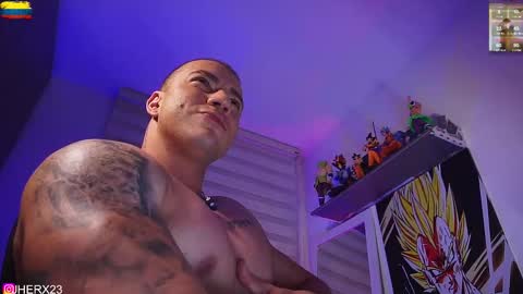 Snapshot of jherxx chatting on October 23, 4:56 am Herman Miller online show from October 23, 4:56 am