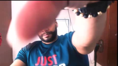 En moreno online show from December 23, 6:55 am