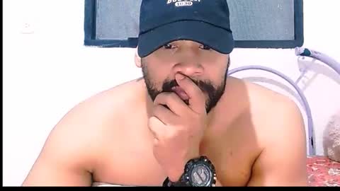 En moreno online show from March 3, 6:52 am