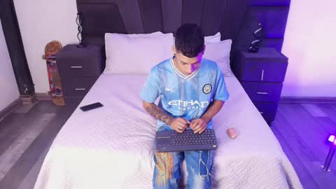 Snapshot of jhoanleandro chatting on February 28, 4:10 am jhoanleandro online show from February 28, 4:10 am