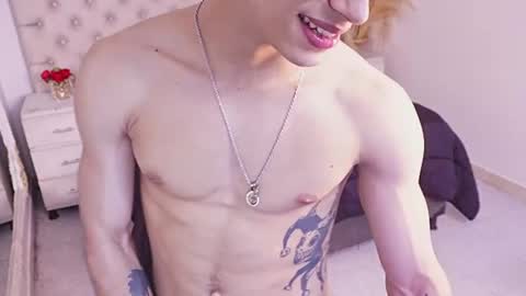 jhoanleandro online show from June 18, 9:14 am