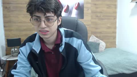 Snapshot of jhoellx chatting on January 22, 12:27 pm Jhoel online show from January 22, 12:27 pm