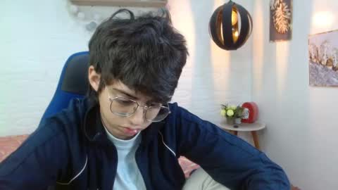 Snapshot of jhoellx chatting on November 29, 1:47 pm Jhoel online show from November 29, 1:47 pm