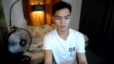 Snapshot of jhon_cummer chatting on June 15, 2:08 pm jhon_cummer online show from June 15, 2:08 pm