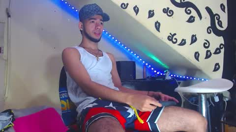 Snapshot of jhon_malo chatting on March 6, 11:17 am jhon_malo online show from March 6, 11:17 am