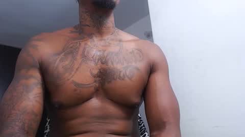 Snapshot of jhon_tomson1 chatting on November 1, 9:06 pm Jhon Tomson online show from November 1, 9:06 pm