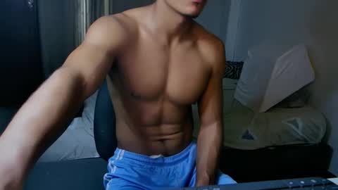 Snapshot of jhon_wich2 chatting on June 5, 4:35 pm Jhon wich2 online show from June 5, 4:35 pm