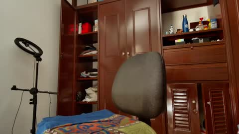Snapshot of jhon_wich2 chatting on July 22, 6:43 pm Jhon wich2 online show from July 22, 6:43 pm