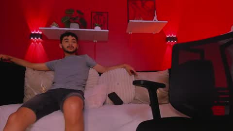 Jhon and jonny online show from May 17, 7:21 pm