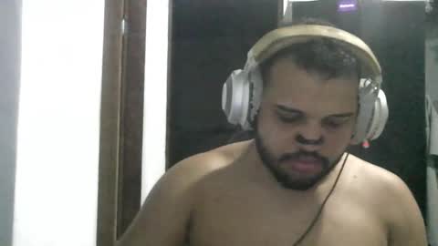 Snapshot of jhonizin chatting on February 3, 3:37 am jhonizin online show from February 3, 3:37 am