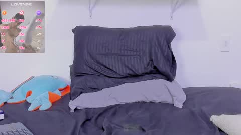 Snapshot of jhonleving chatting on March 8, 12:00 am Jack online show from March 8, 12:00 am