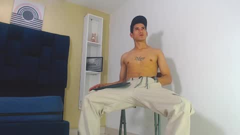 Snapshot of jhonn_rhyss chatting on January 12, 7:53 pm Jhon online show from January 12, 7:53 pm