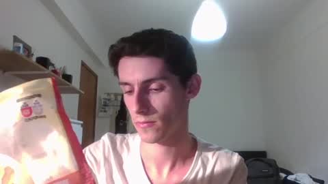 Snapshot of jhonnsand chatting on December 4, 6:39 pm jhonnsand online show from December 4, 6:39 pm