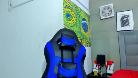 Snapshot of jhonny_flames7 chatting on November 16, 4:07 am jhonny online show from November 16, 4:07 am