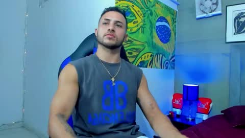 Snapshot of jhonny_flames7 chatting on December 4, 4:00 am jhonny online show from December 4, 4:00 am