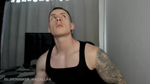 Jhonaiker online show from February 12, 8:48 pm