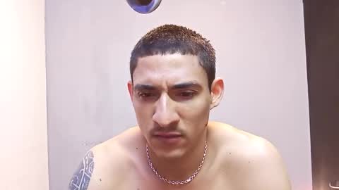 jhonny_thes28 online show from March 1, 12:34 am