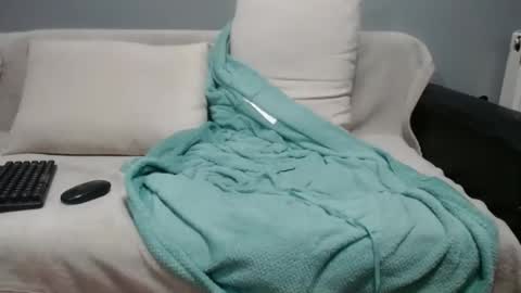 Snapshot of jhonnyboyx chatting on January 4, 5:05 am jhonnyboyx online show from January 4, 5:05 am