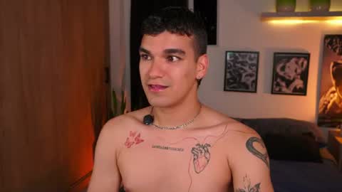 Jhonny  online show from June 28, 12:05 am