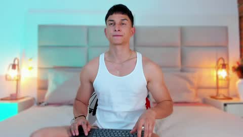 Jhosua Hunt online show from December 4, 3:26 am