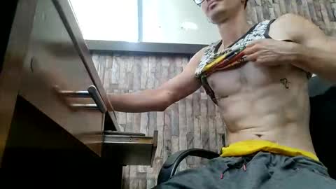 Jhosuamoore  online show from May 1, 1:48 pm