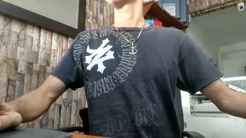 Snapshot of jhosuamoore2 chatting on January 14, 9:42 pm jhosuamoore2 online show from January 14, 9:42 pm