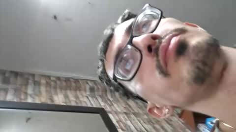 Snapshot of jhosuamoore2 chatting on February 3, 11:32 pm jhosuamoore2 online show from February 3, 11:32 pm