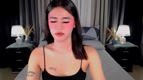 julie online show from September 25, 4:16 am