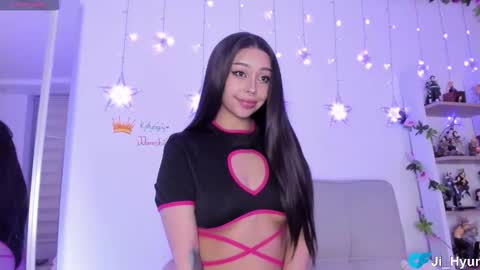 Ji  online show from November 26, 10:55 pm