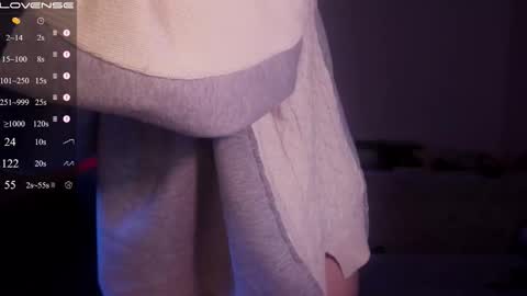 jia_lisaa online show from February 16, 2:51 am