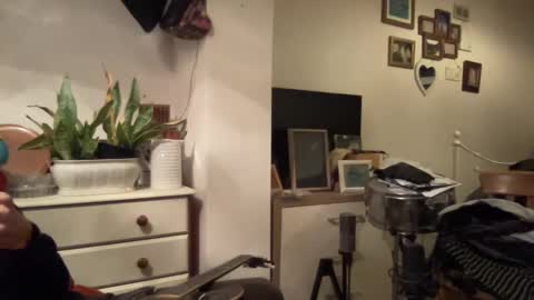 Jigz1986 online show from December 29, 5:44 pm