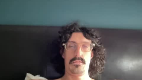 Jigz1986 online show from April 25, 9:45 am