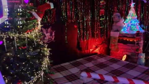 Snapshot of jiglipuf chatting on December 21, 1:02 am online show from December 21, 1:02 am