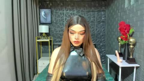 jilianward online show from February 5, 2:37 pm