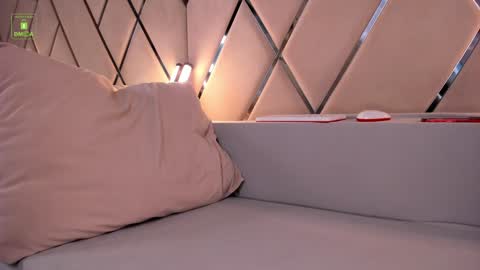 Snapshot of jill_vega chatting on December 28, 5:02 am Jill online show from December 28, 5:02 am