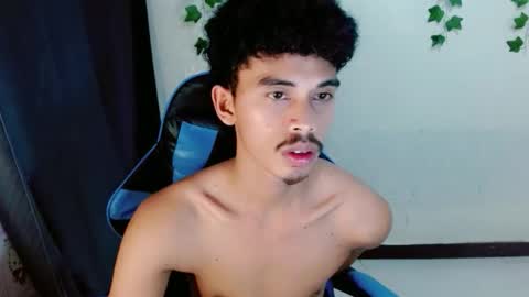 Snapshot of jim_cumxx chatting on September 10, 10:04 am JIMBOY online show from September 10, 10:04 am